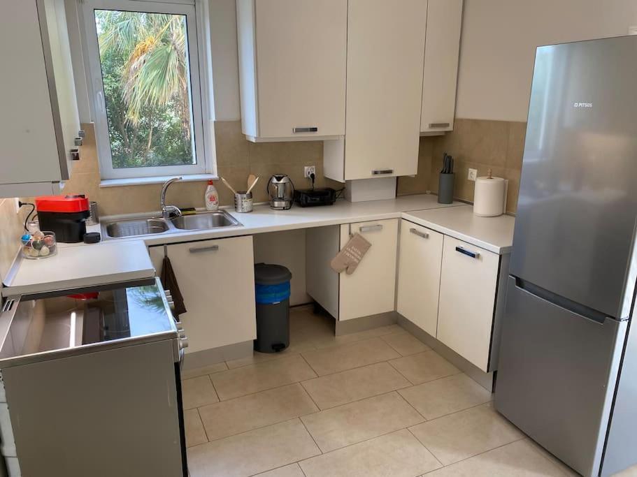 Classy 3Br With 2 Bathrooms Apartment In Marousi Aten Exteriör bild