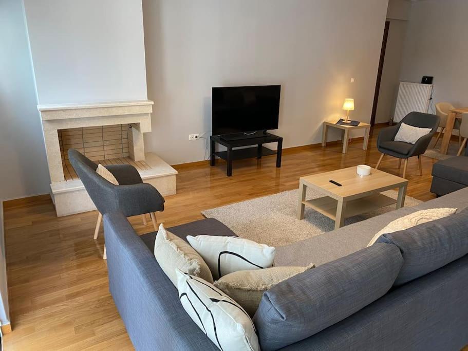 Classy 3Br With 2 Bathrooms Apartment In Marousi Aten Exteriör bild