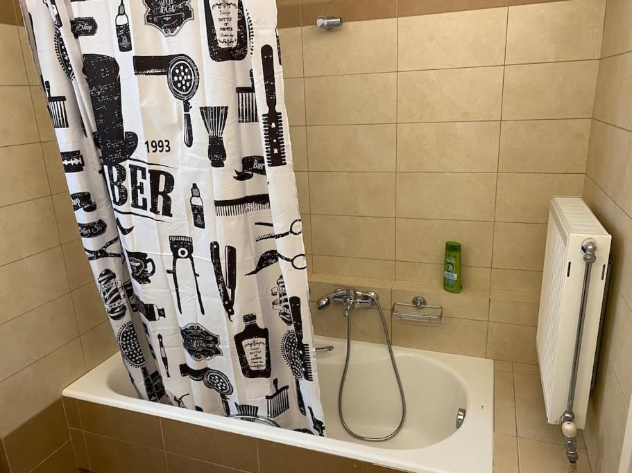 Classy 3Br With 2 Bathrooms Apartment In Marousi Aten Exteriör bild
